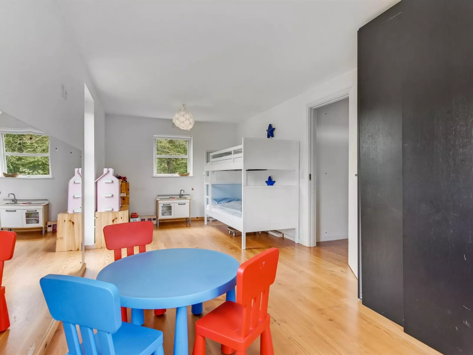 "Bjerund" - 250m from the sea-Binnen