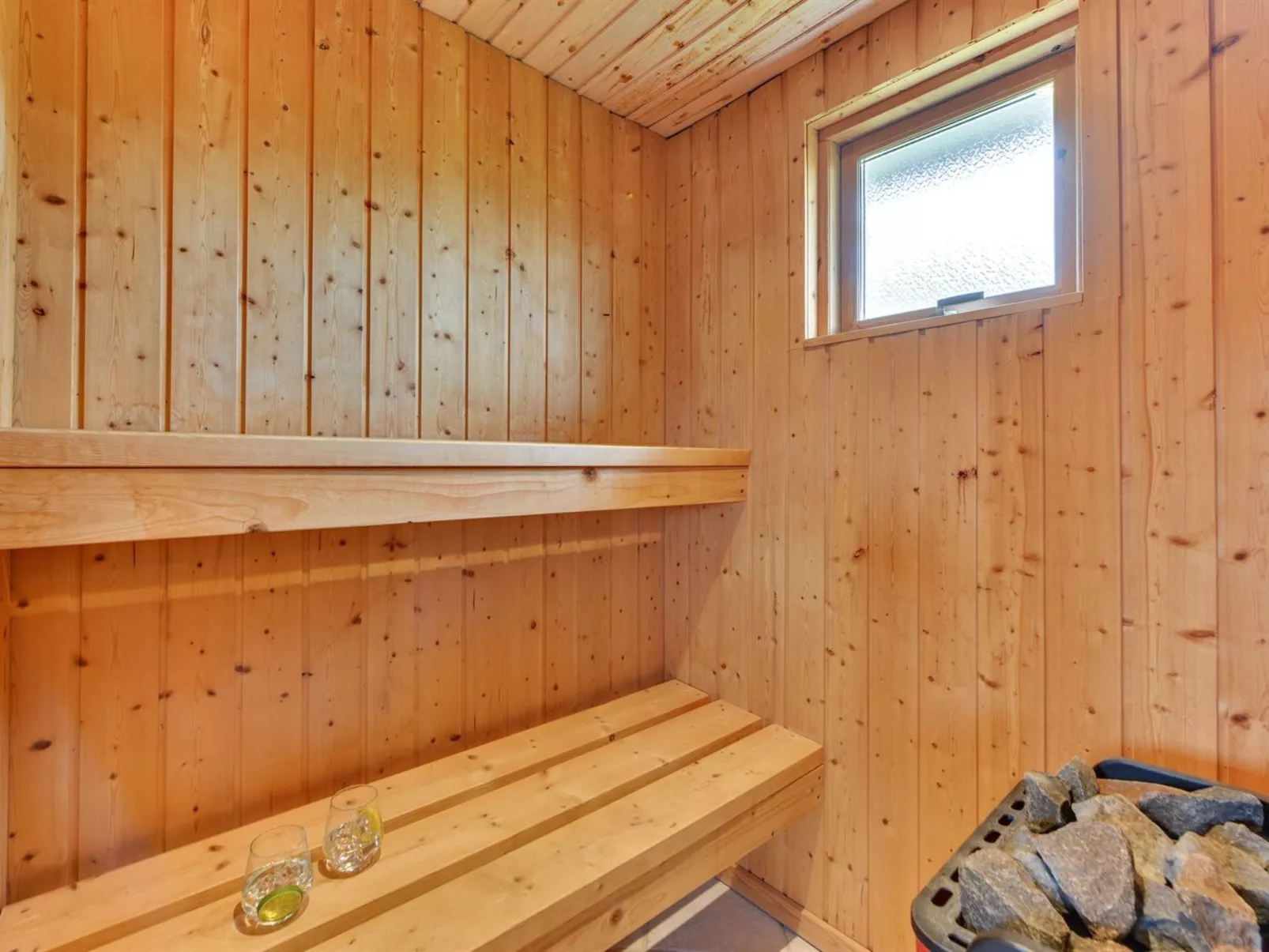 "Geesche" - 200m from the sea-Binnen