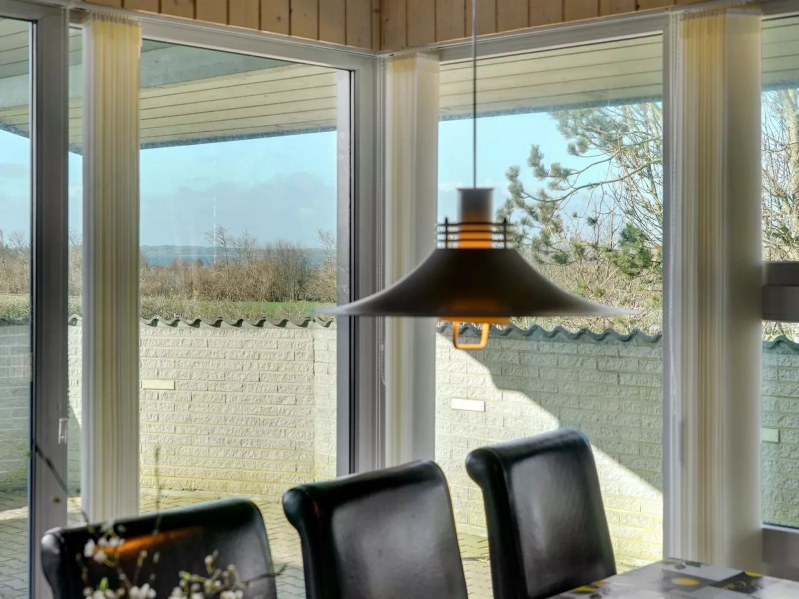 "Anselma" - 800m to the fjord-Binnen