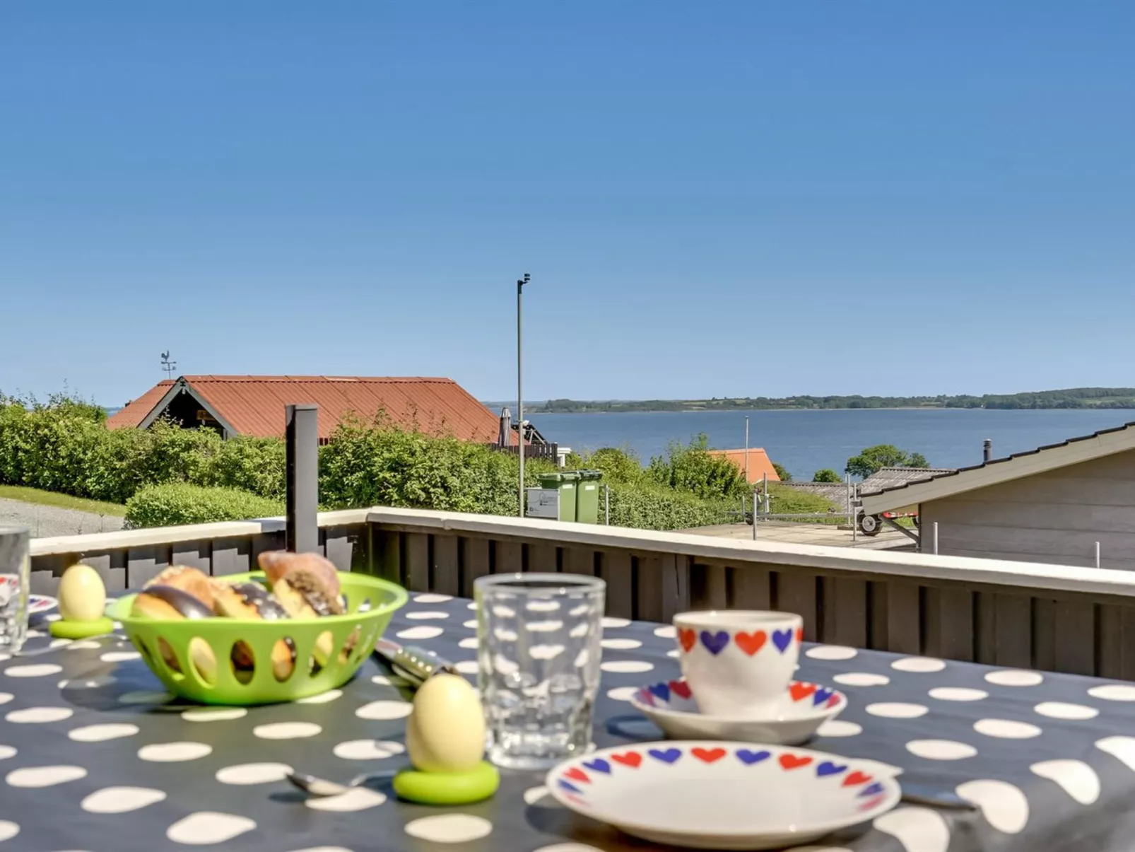 "Jenvold" - 300m to the fjord-Buiten