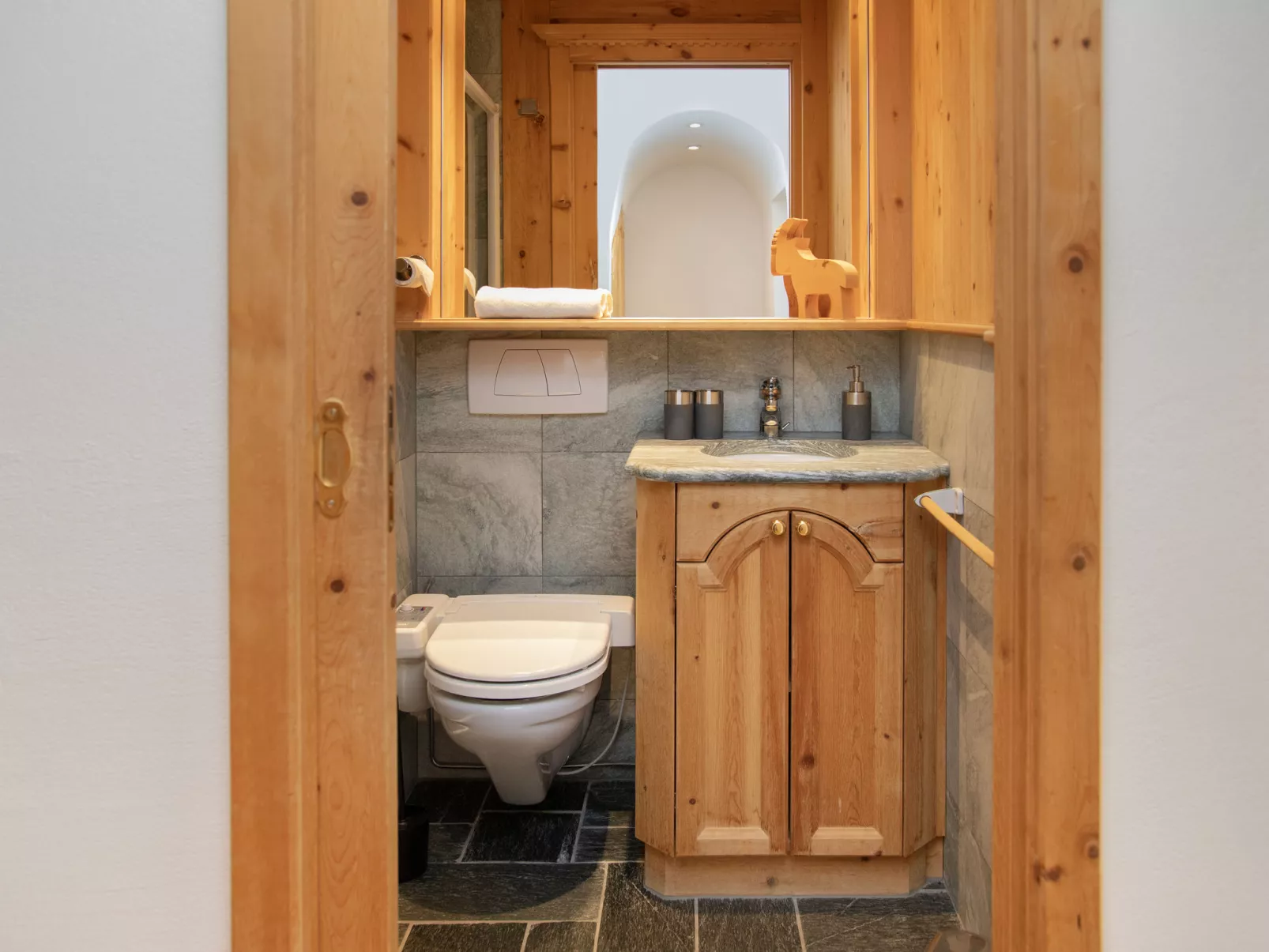 Chesa Vadret 12-Binnen