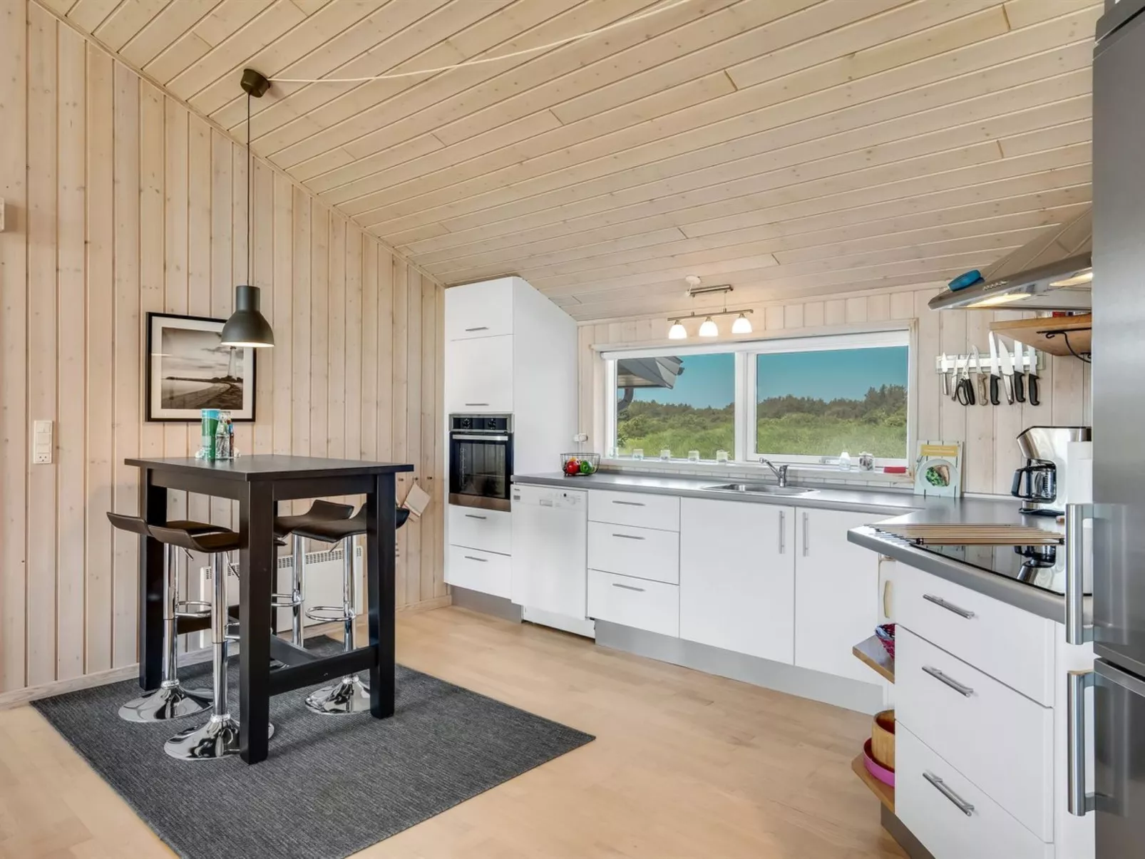 "Oskarvine" - 900m from the sea - Binnen