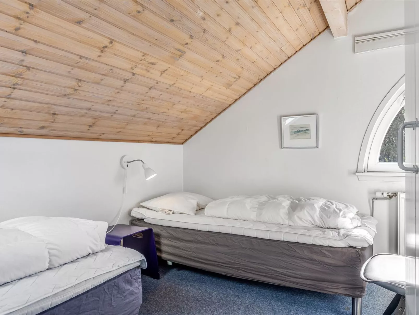 "Niilo" - 1.7km from the sea - Binnen