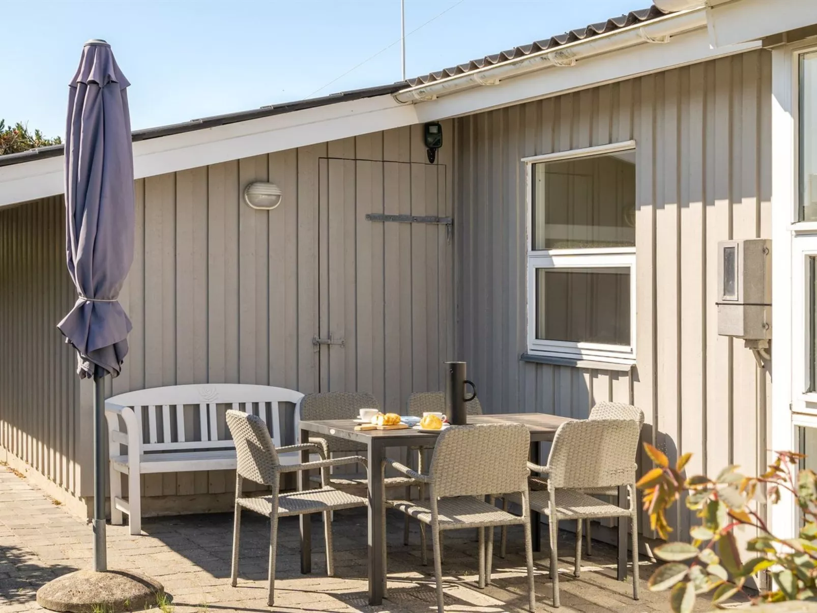 "Majgull" - 150m from the sea-Buiten