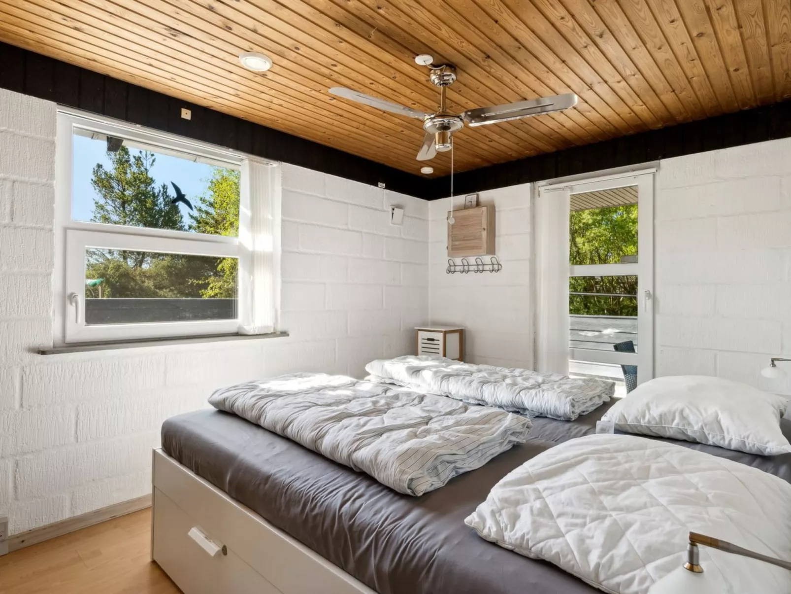 "Glenna" - 1.8km from the sea-Binnen