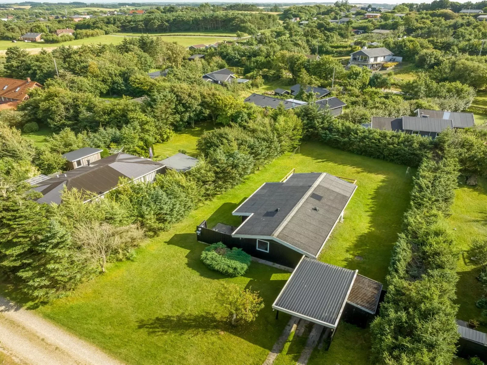 "Matilde" - 400m to the fjord-Buiten