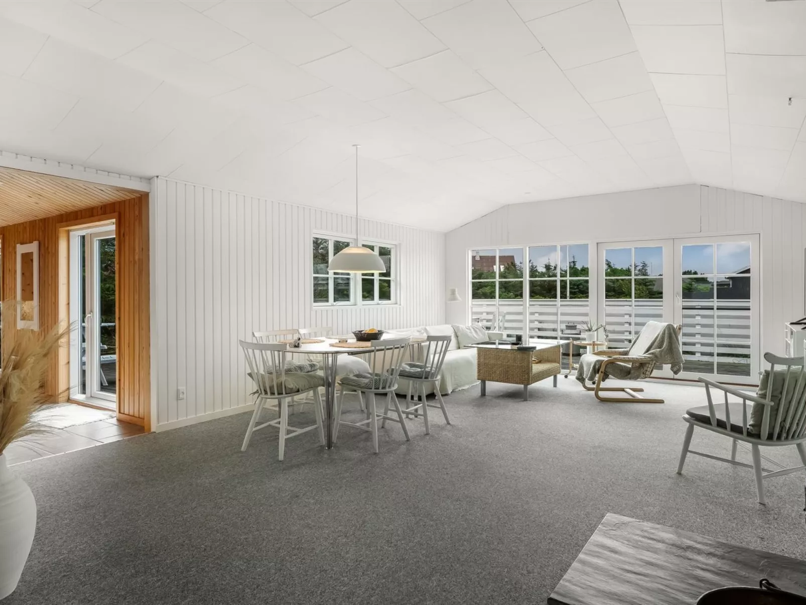 "Kanerva" - 350m from the sea-Binnen