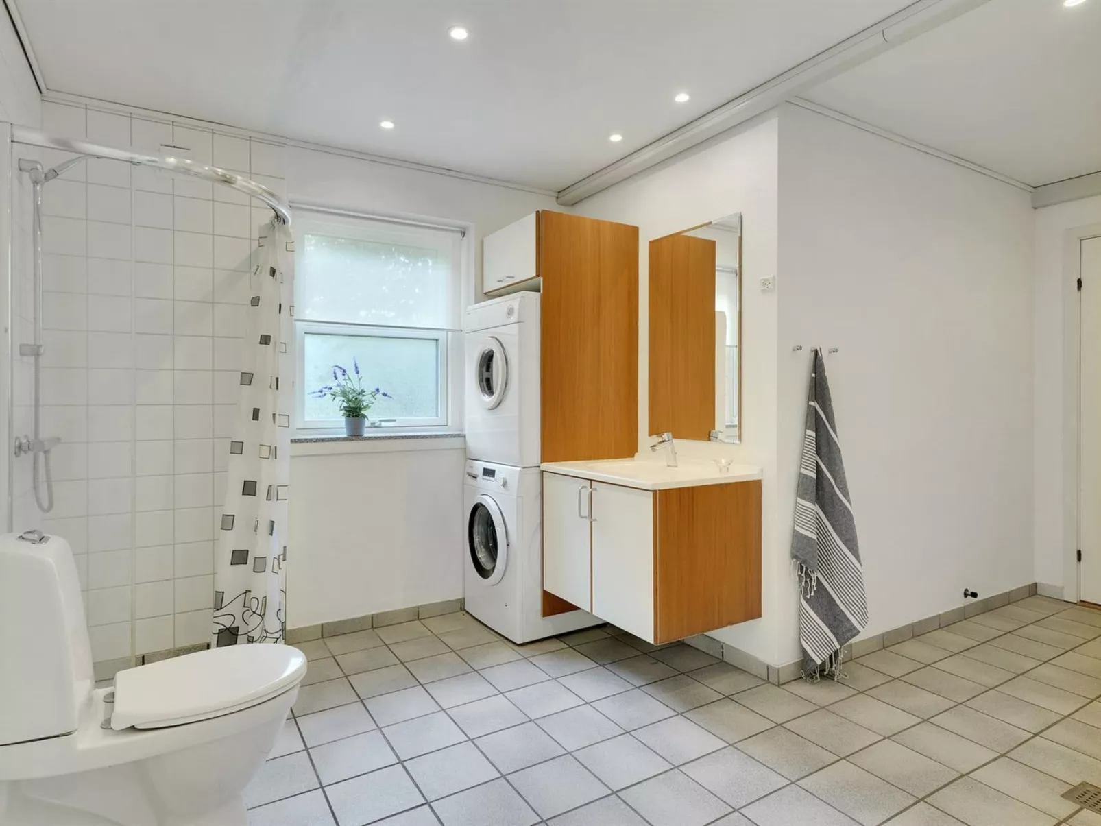 "Henrike" - 3.3km from the sea-Binnen