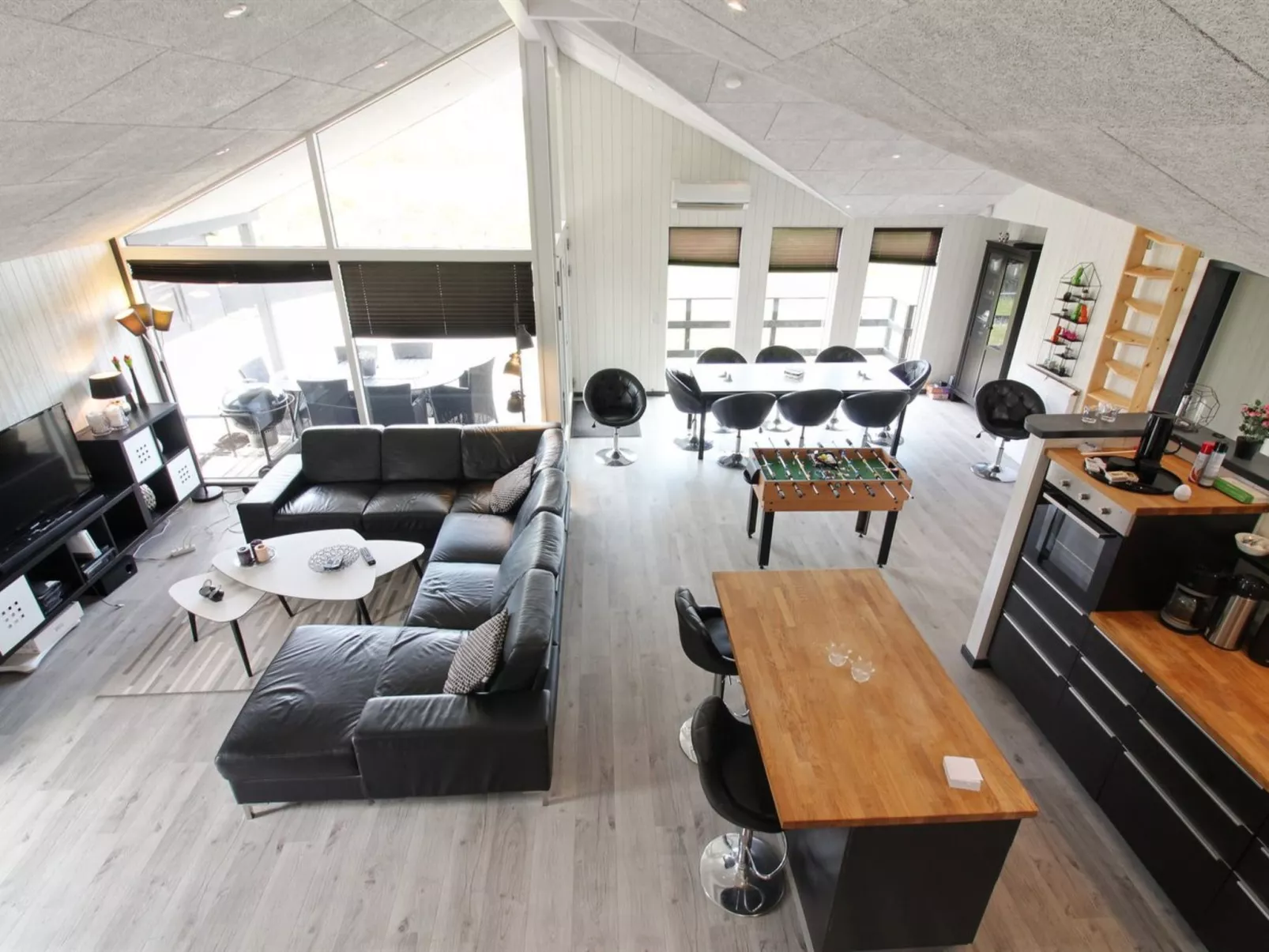 "Aldina" - 1.5km from the sea-Binnen