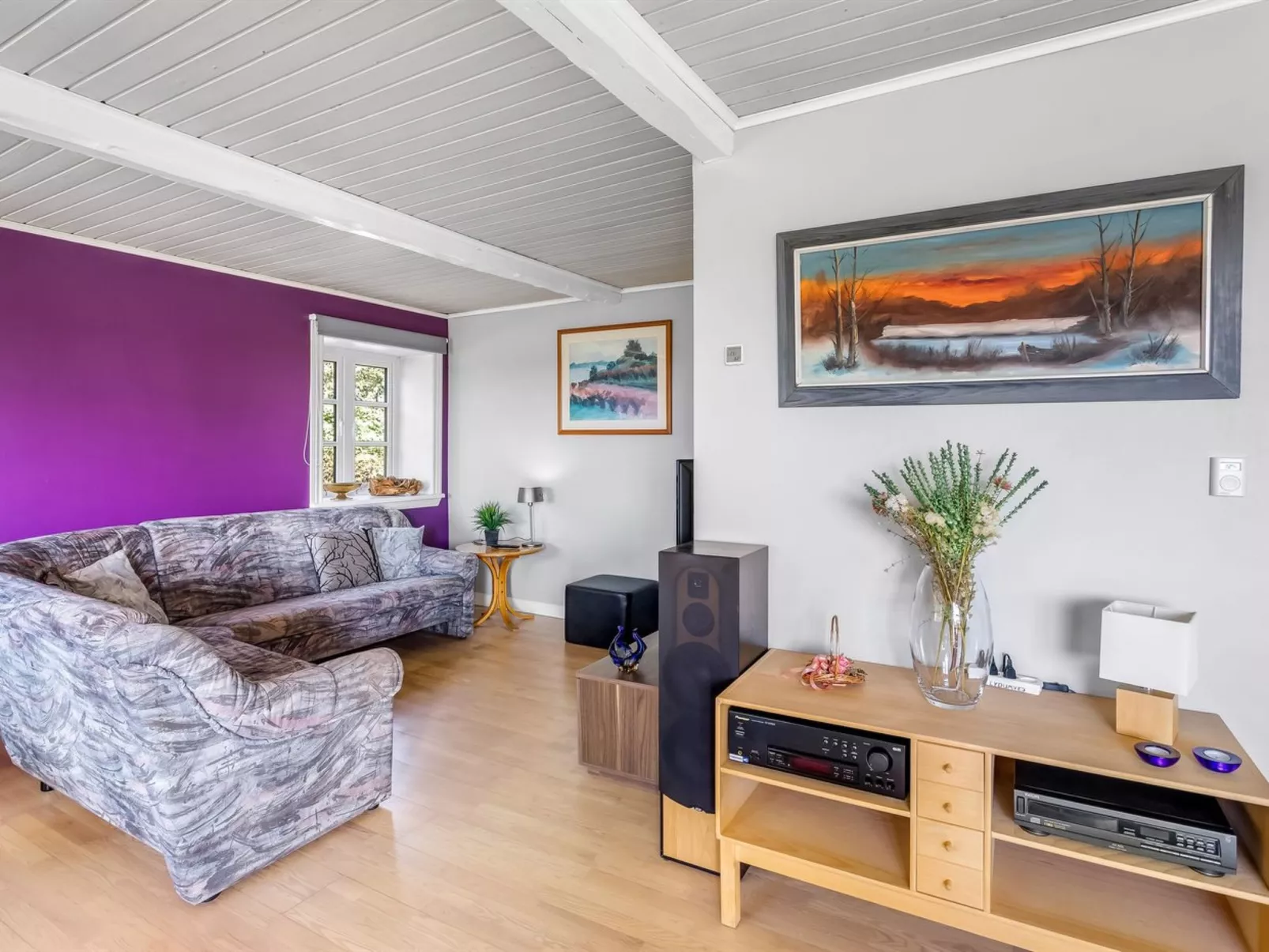 "Merrit" - 4.6km to the fjord-Binnen