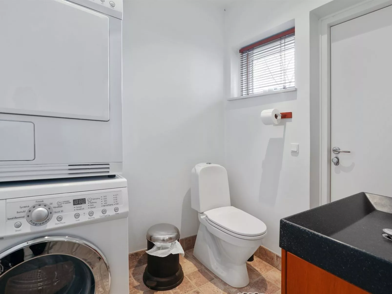 "Ullamaj" - 30m from the sea-Binnen