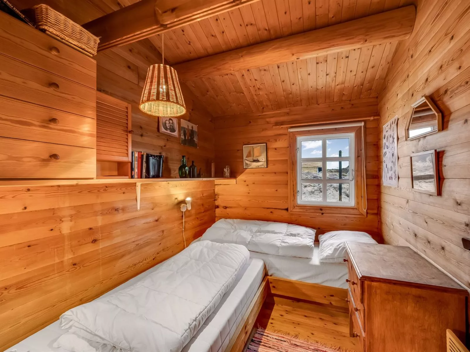 "Herfrith" -  from the sea-Binnen