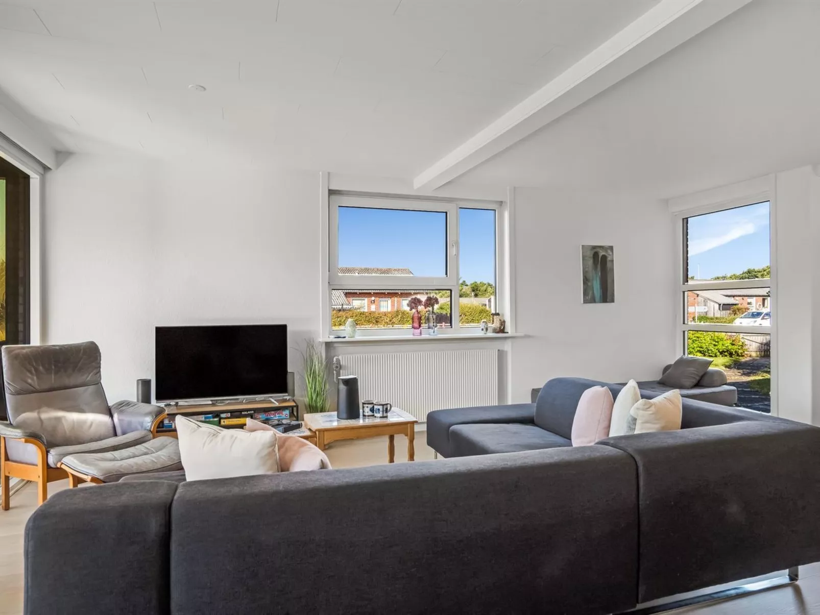 "Villum" - 700m from the sea-Binnen