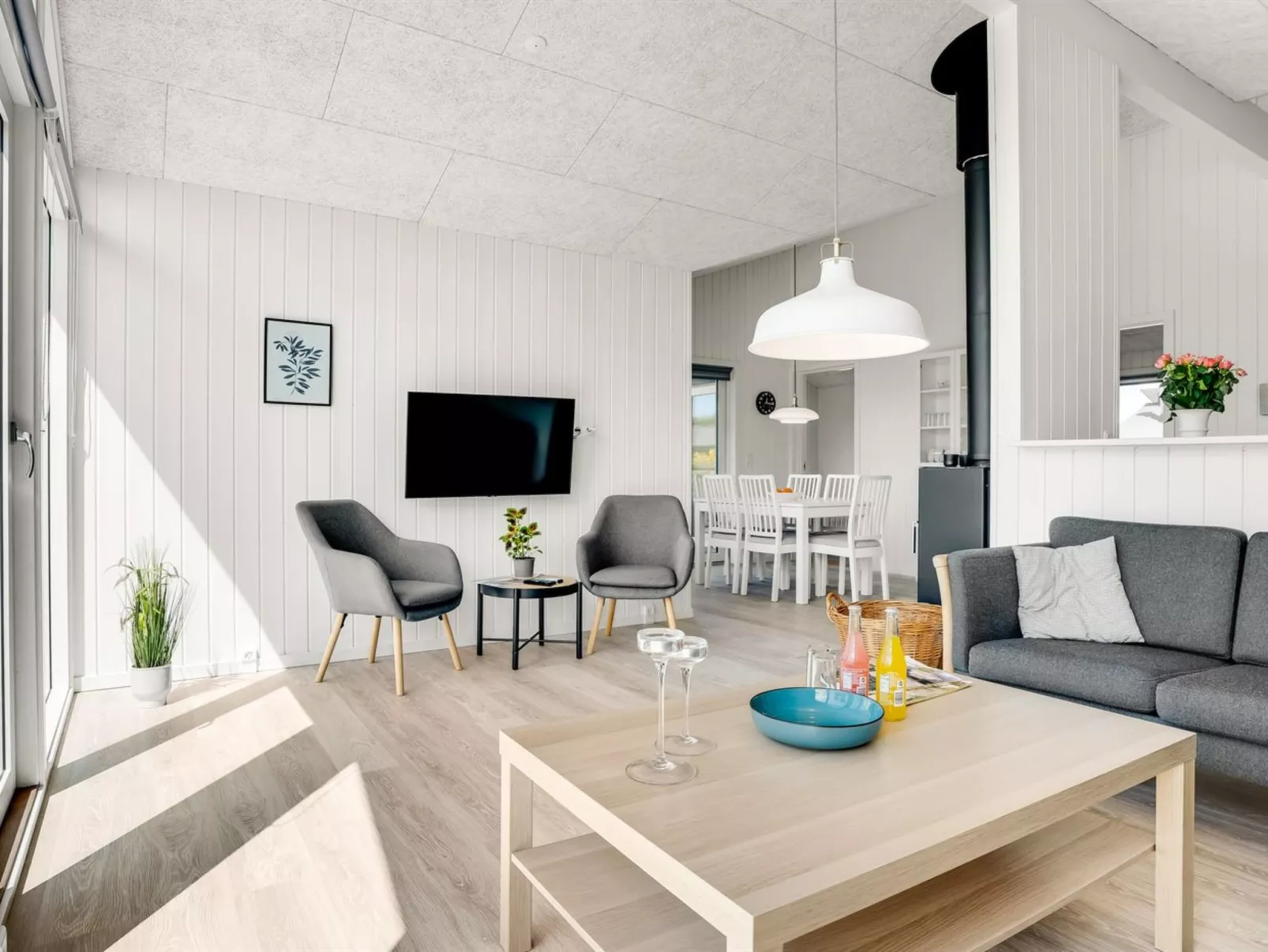 "Raakel" - 950m from the sea-Binnen