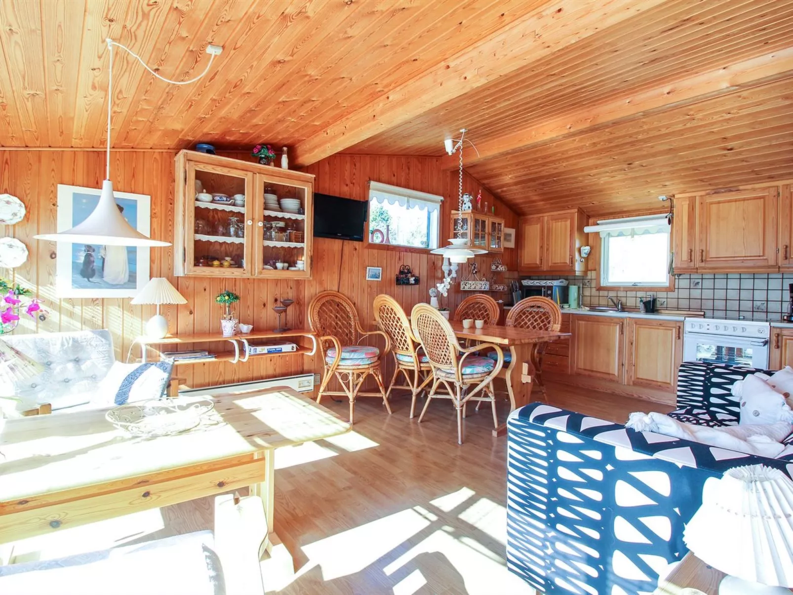 "Bjari" - 850m from the sea-Binnen