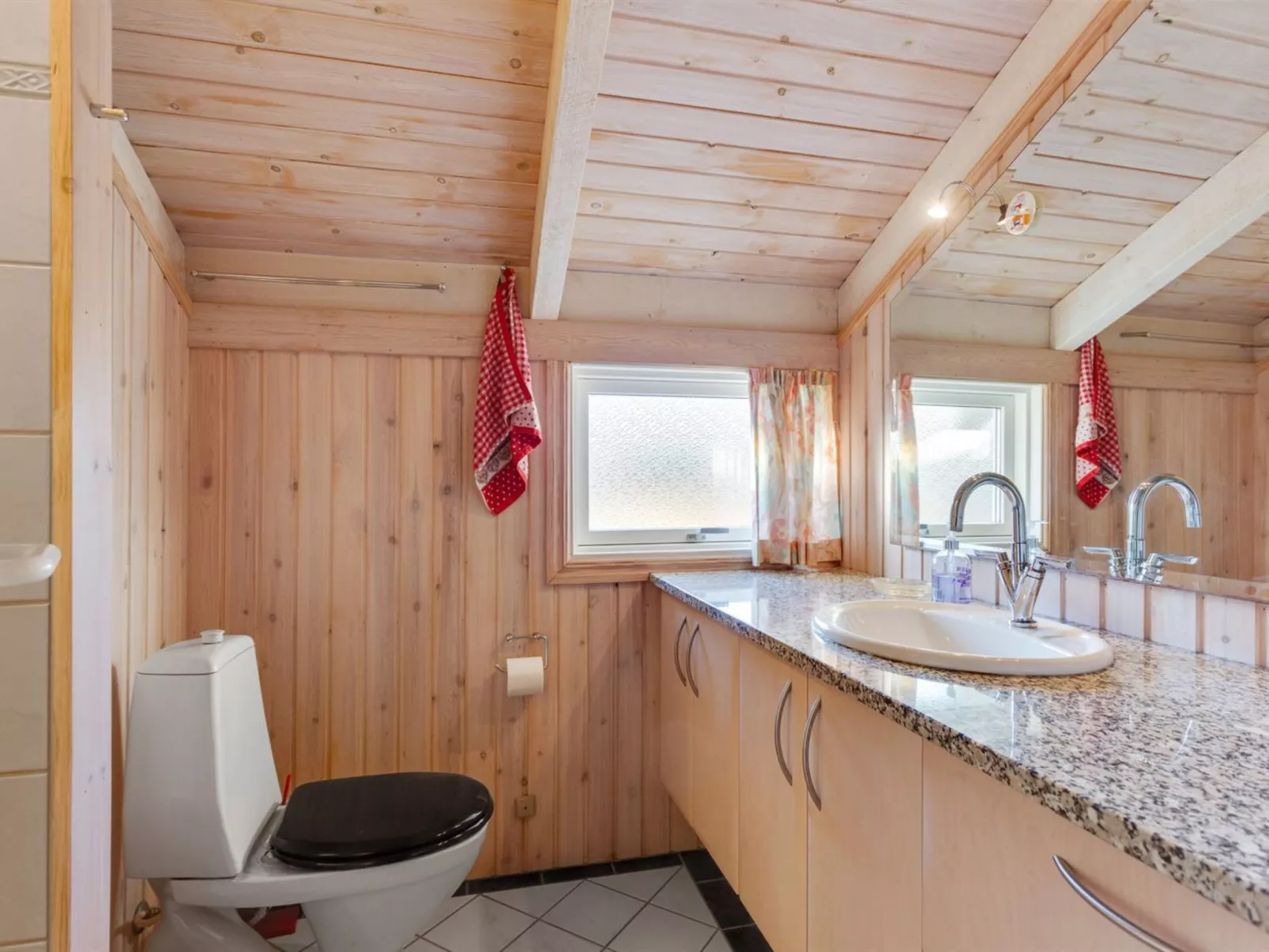 "Bille" - 200m from the sea-Binnen