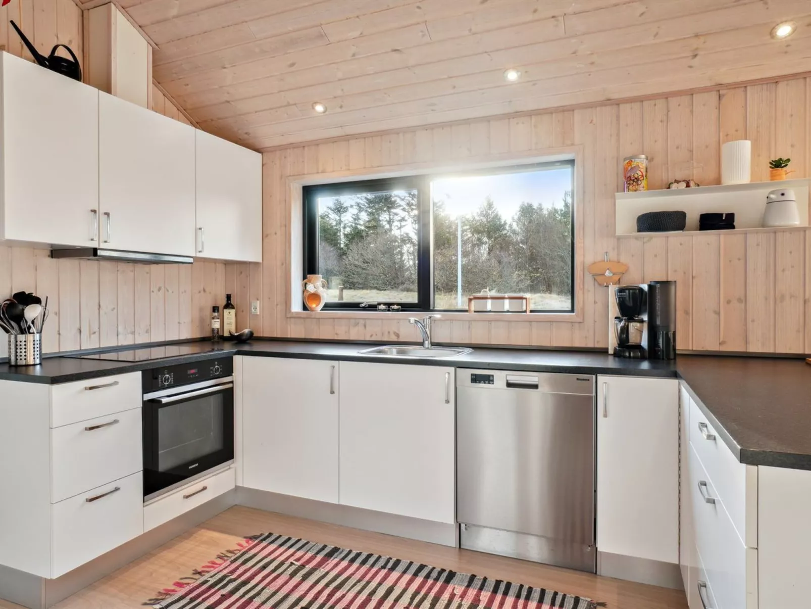 "Dyke" - 1.5km from the sea-Binnen