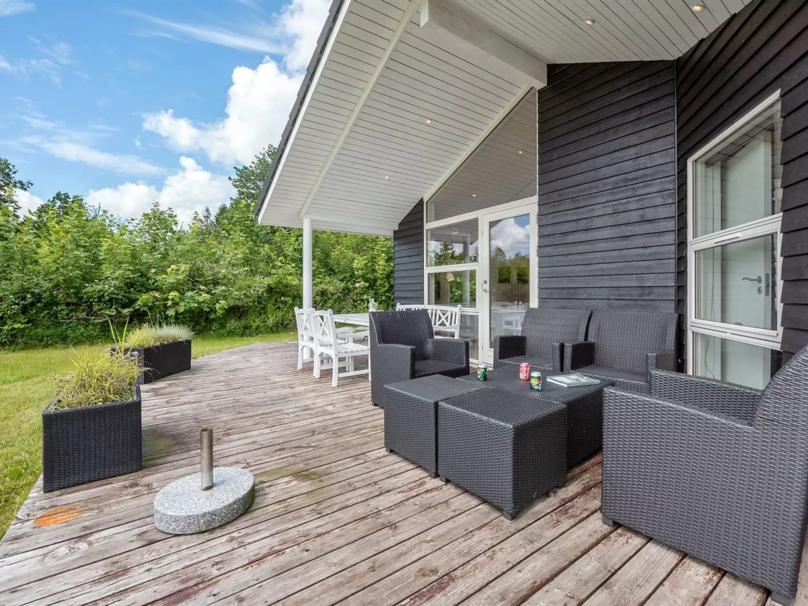 "Estrid" - 30km from the sea-Buiten