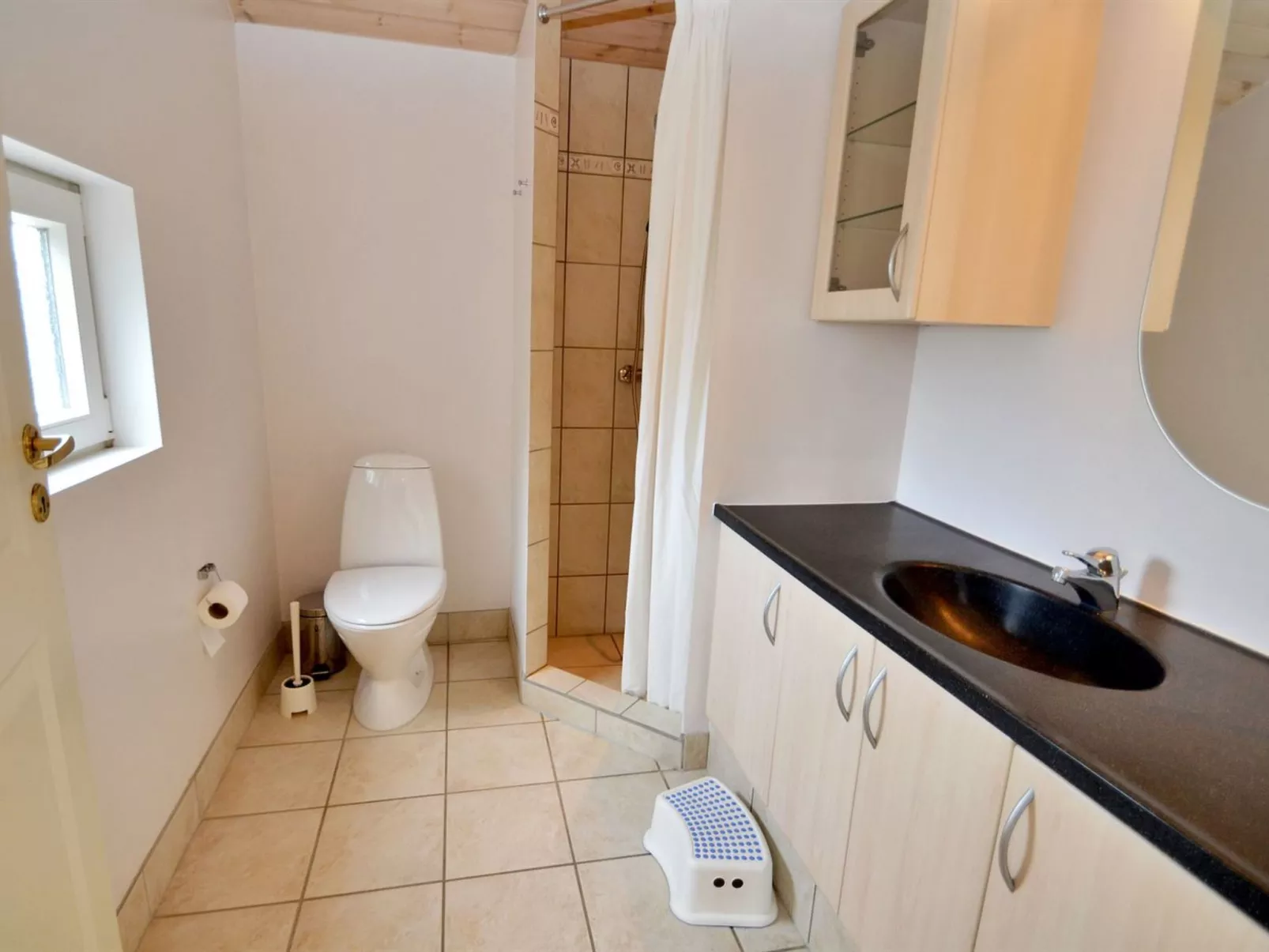 "Huno" - 400m from the sea-Binnen