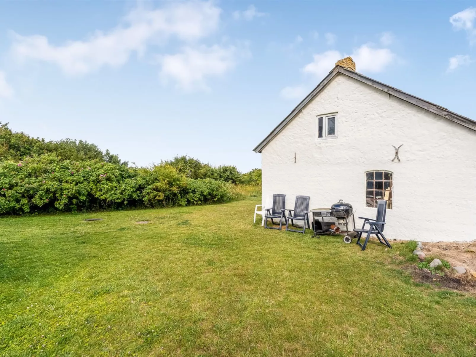 "Agrippa" - 30m to the fjord-Buiten