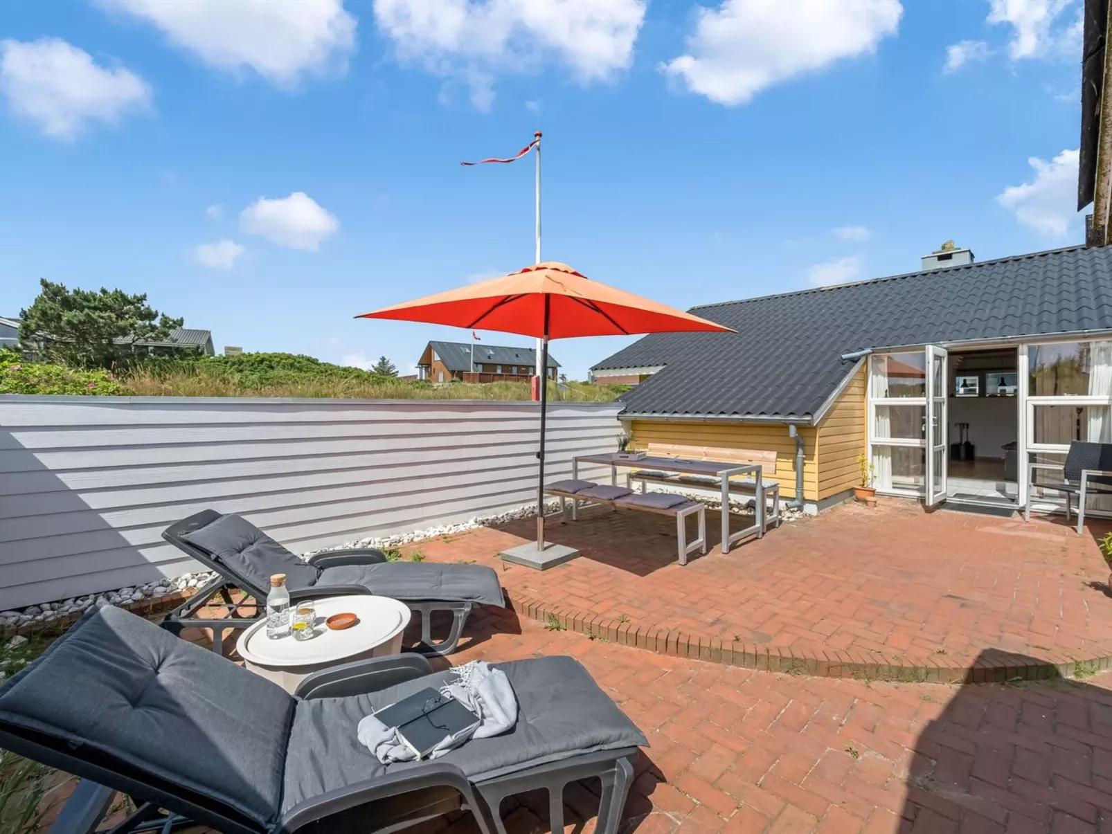 "Tedora" - 300m from the sea-Buiten