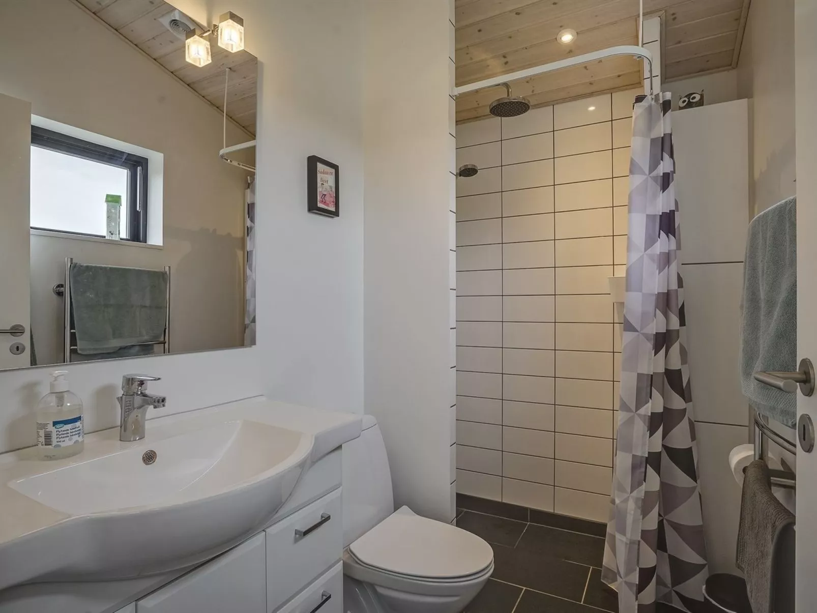 "Sighref" - 300m from the sea-Binnen