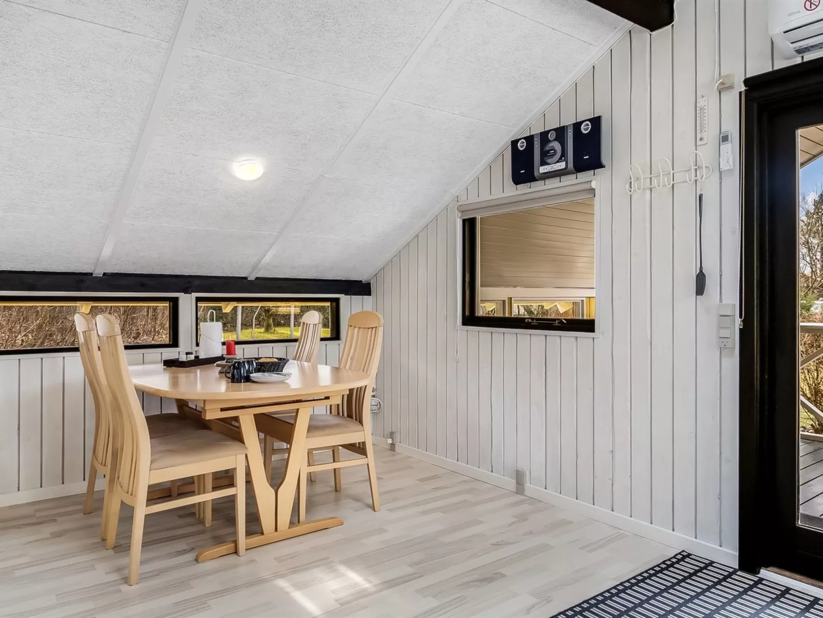 "Hannelise" - 30km from the sea-Binnen