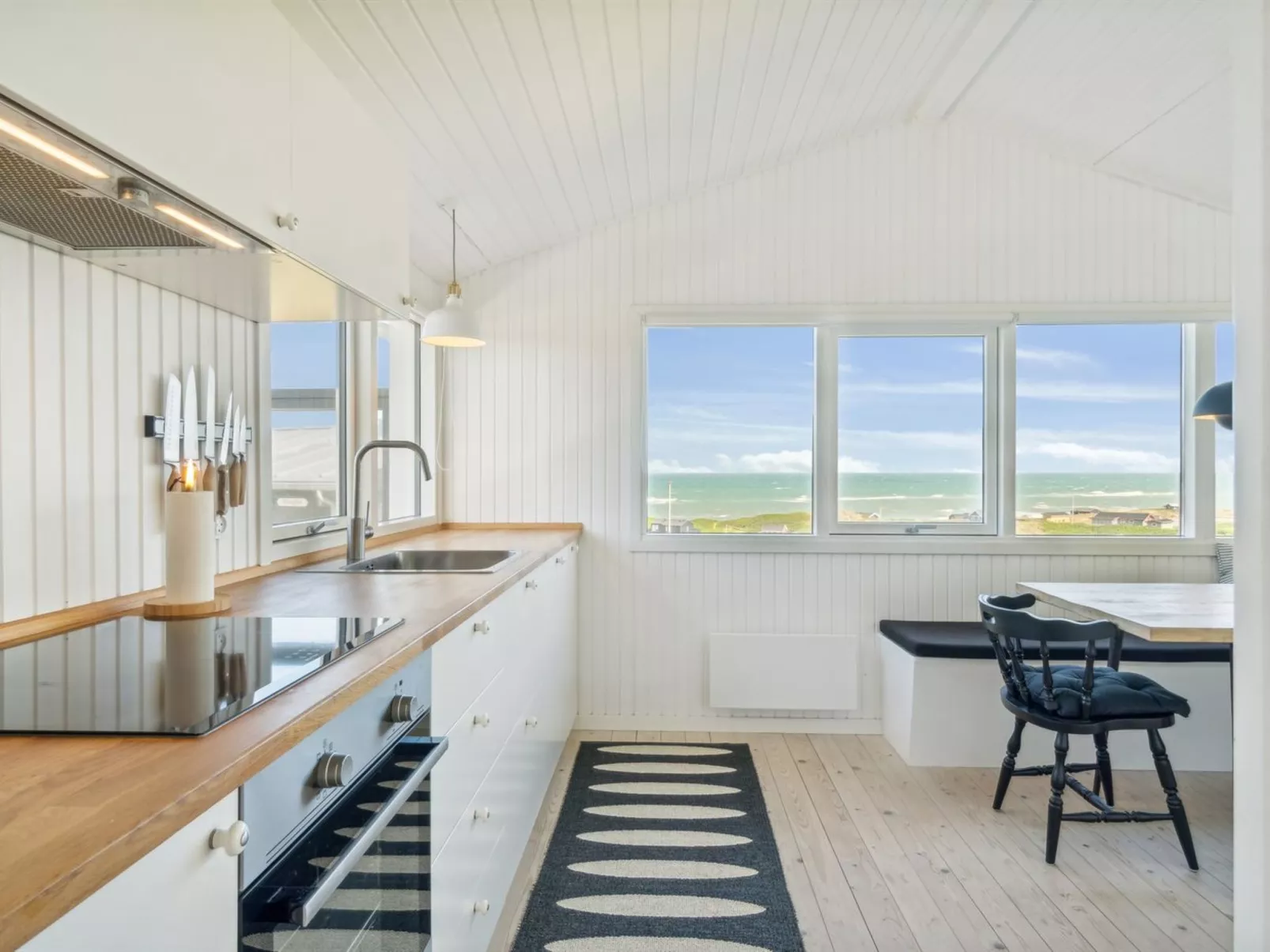 "Edlef" - 279m from the sea-Binnen