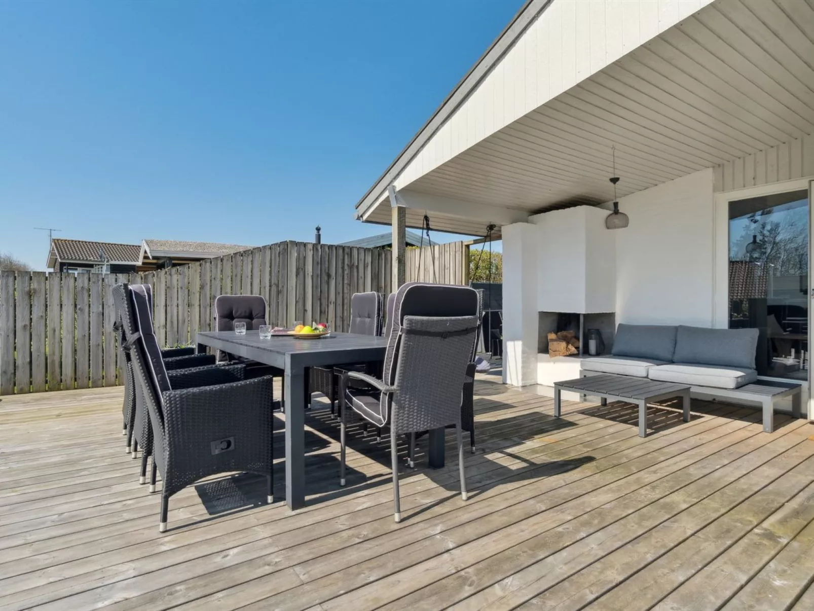 "Peetu" - 200m to the fjord-Buiten