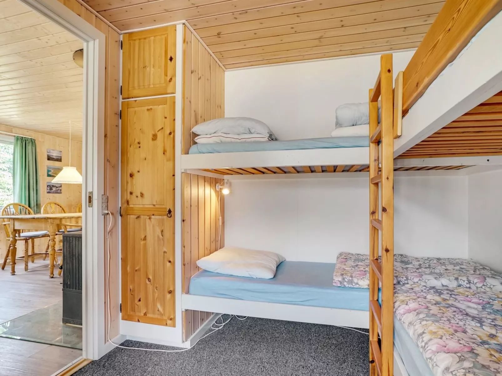 "Hughlek" - 900m from the sea-Binnen