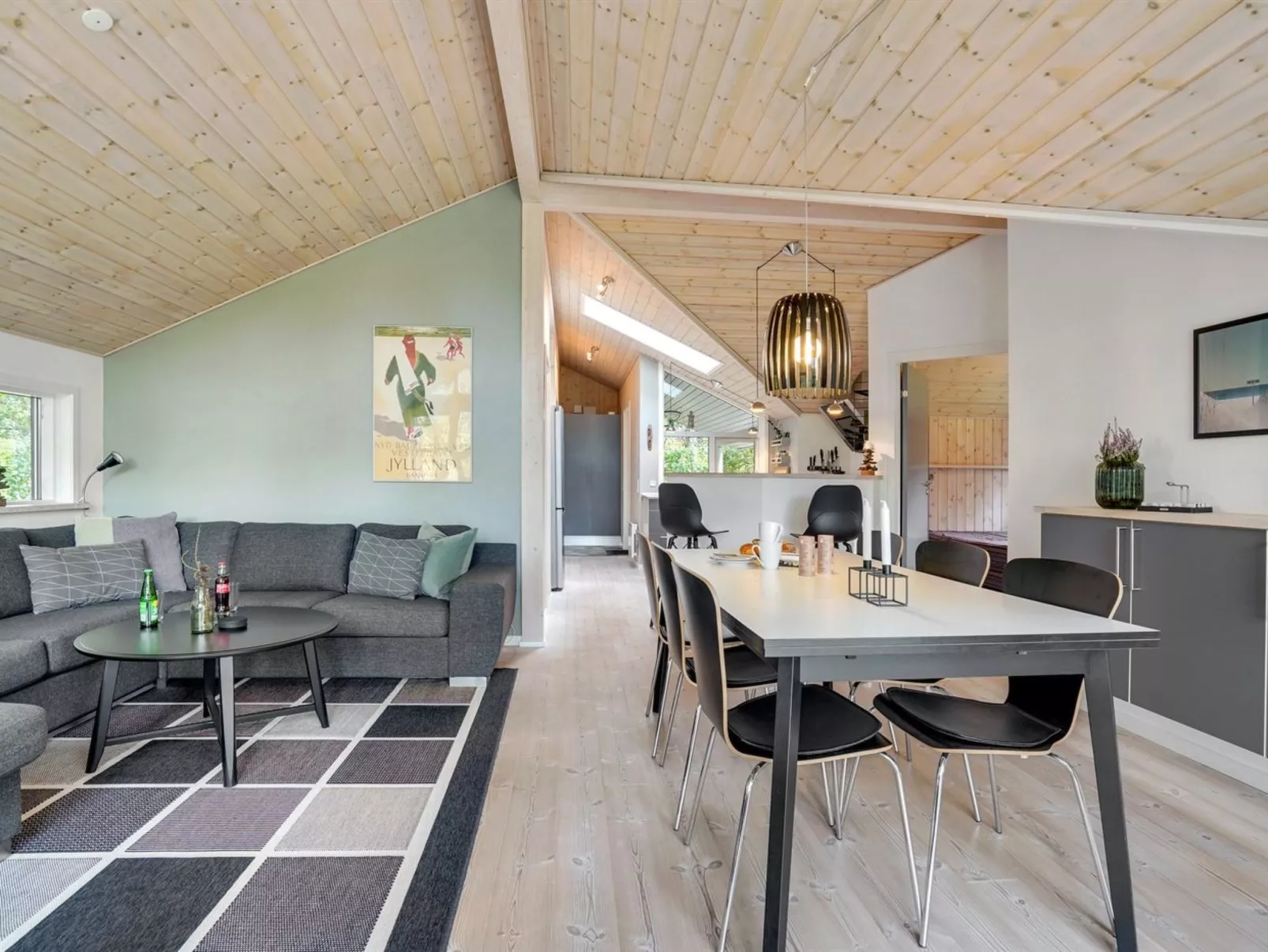 "Grimi" - 4km from the sea-Binnen