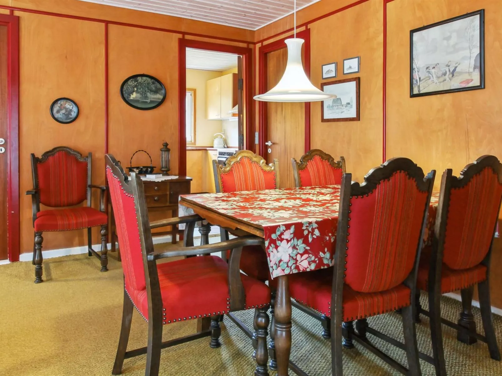 "Redward" - 1km from the sea-Binnen