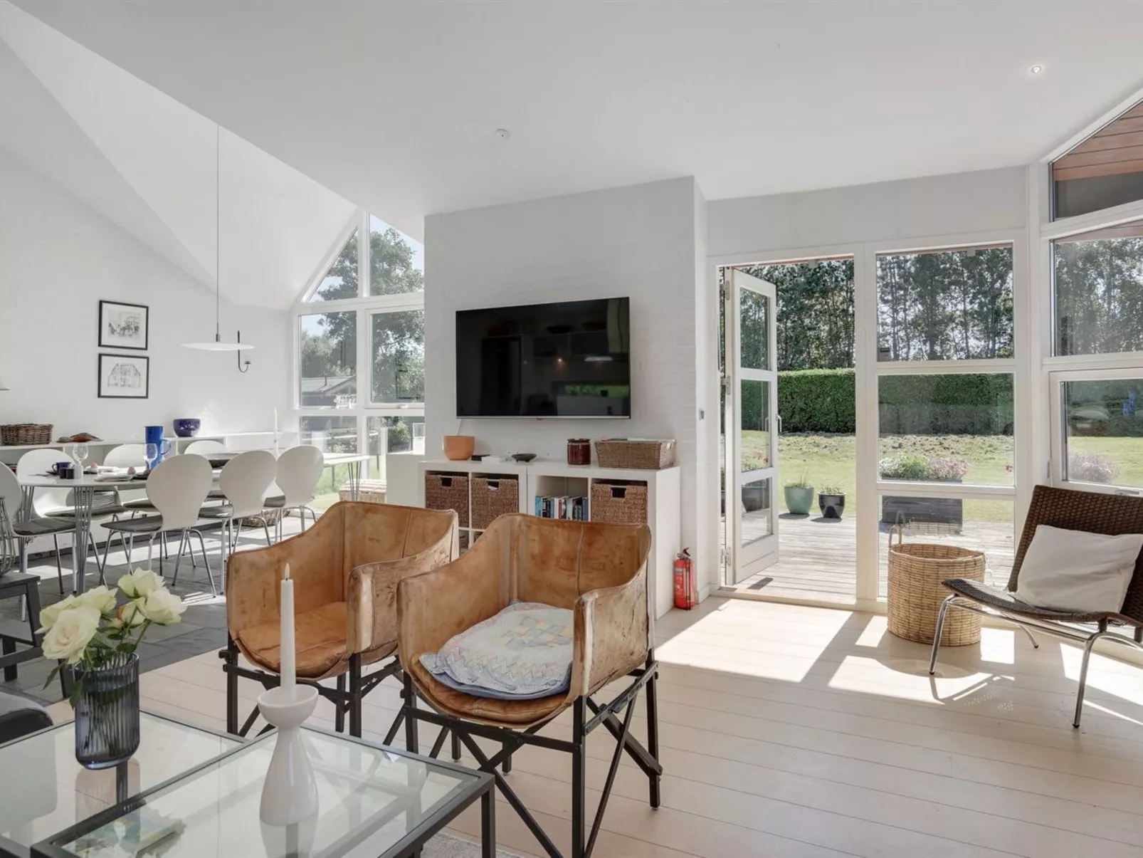 "Angelarij" -  from the sea-Binnen