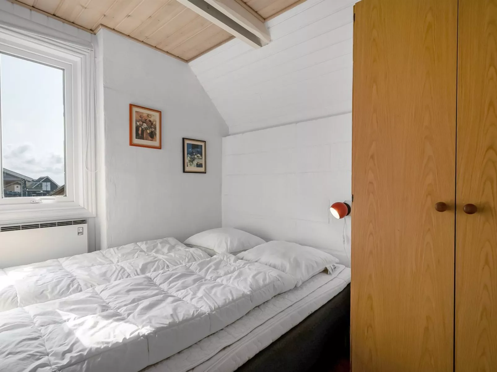 "Iines" - 200m from the sea-Binnen