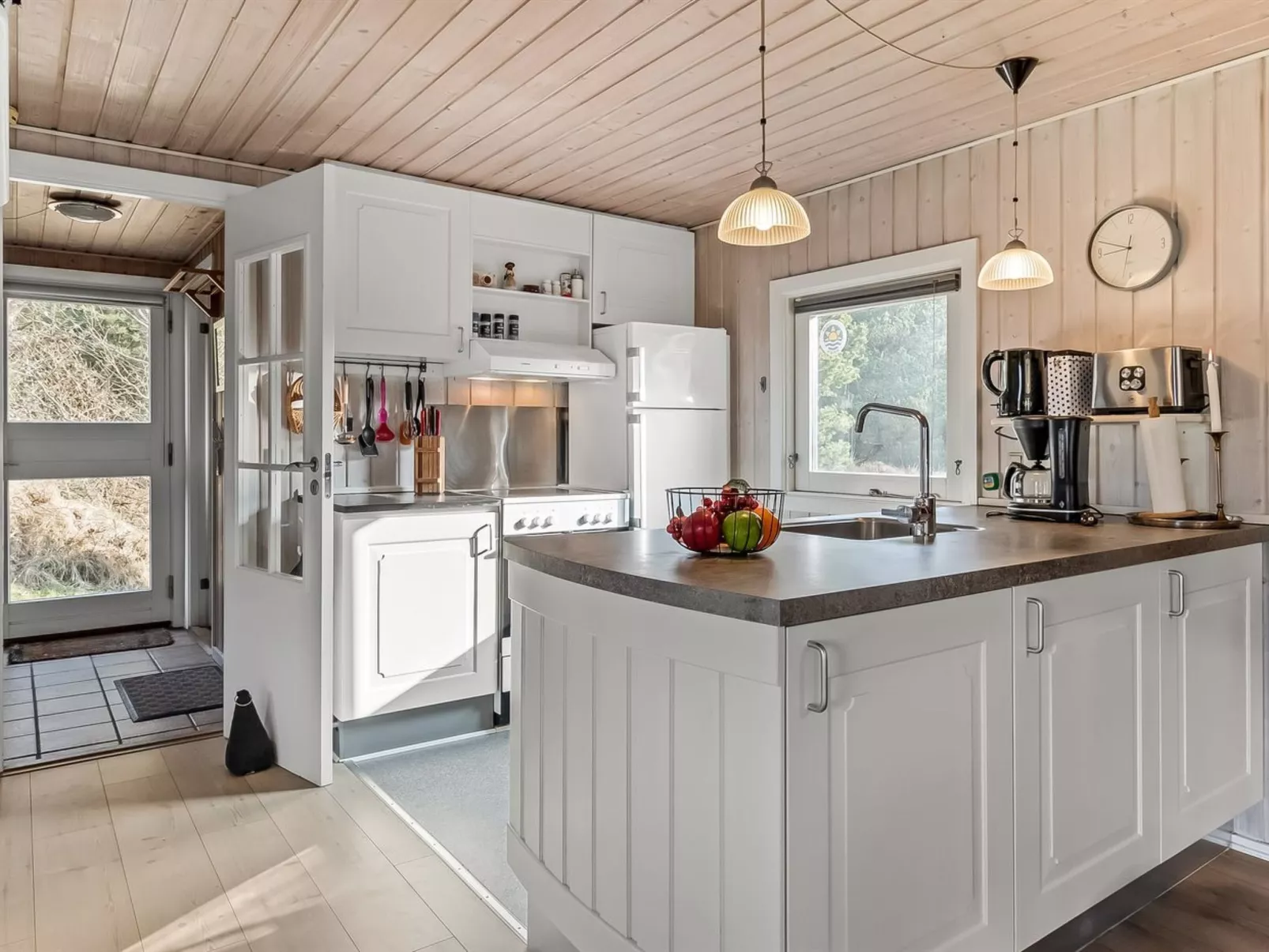 "Karlotta" - 2.2km from the sea-Binnen