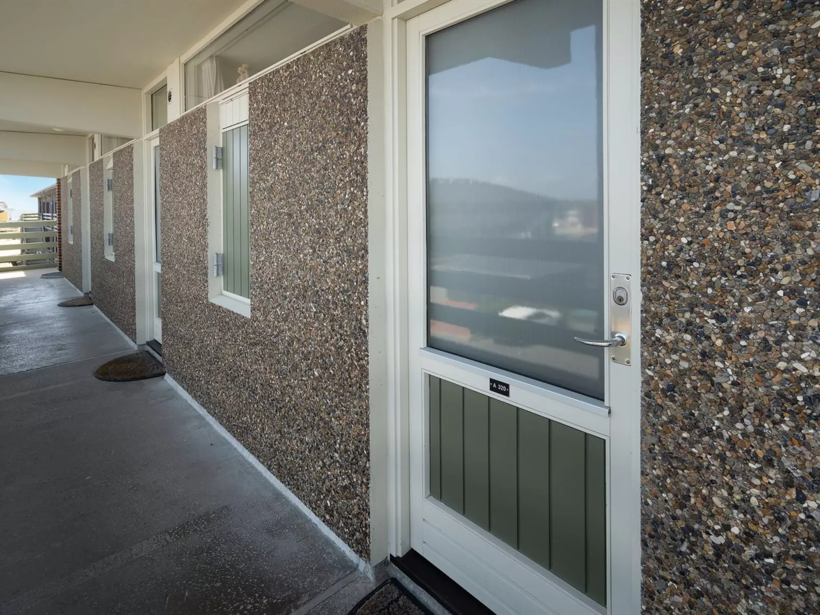 "Rieterik" - 50m from the sea-Buiten