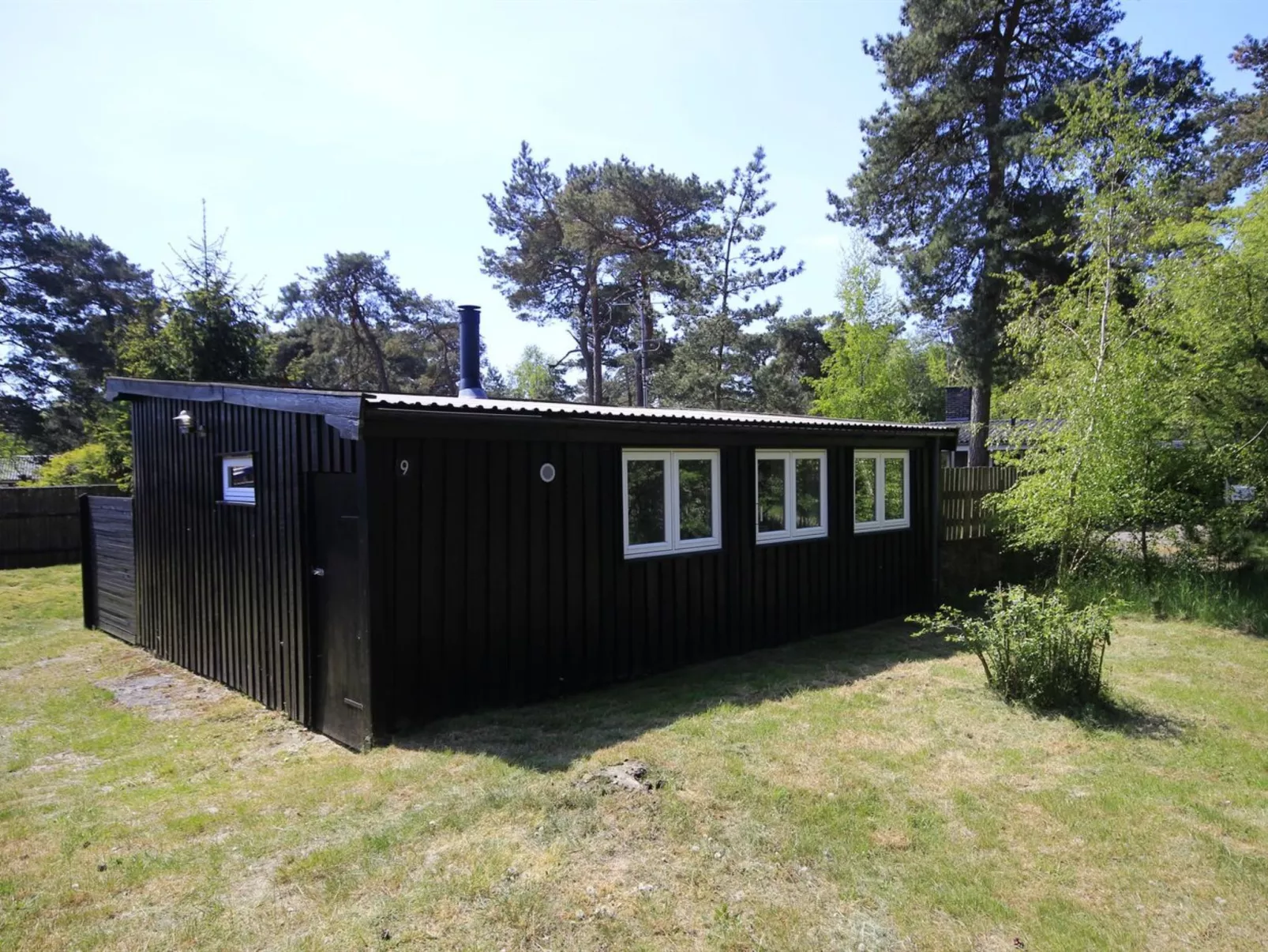 "Evert" - 250m from the sea-Buiten