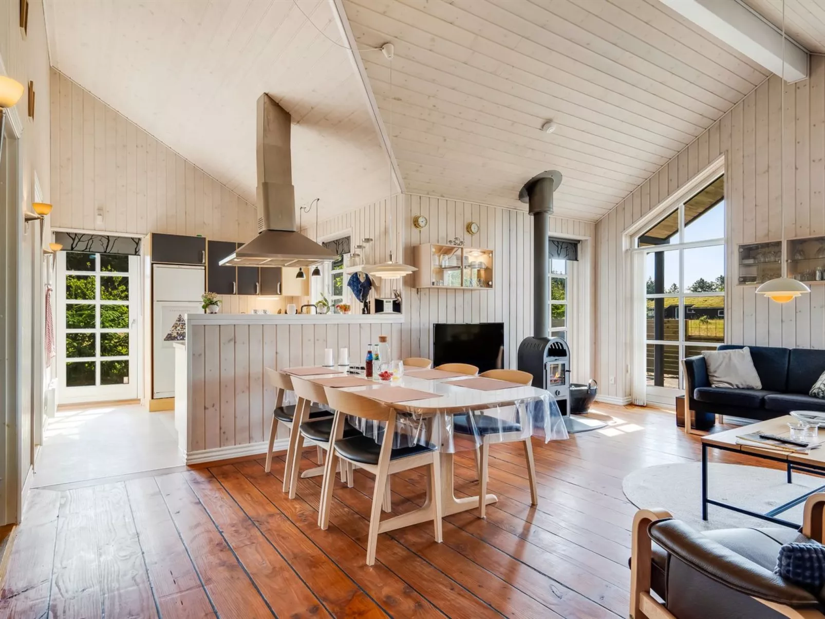 "Annemie" - 1.8km from the sea-Binnen