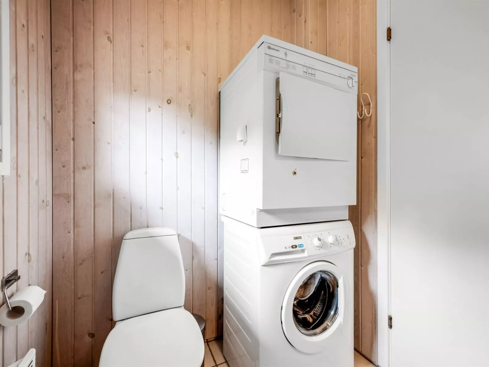 "Andrie" - 800m from the sea-Binnen