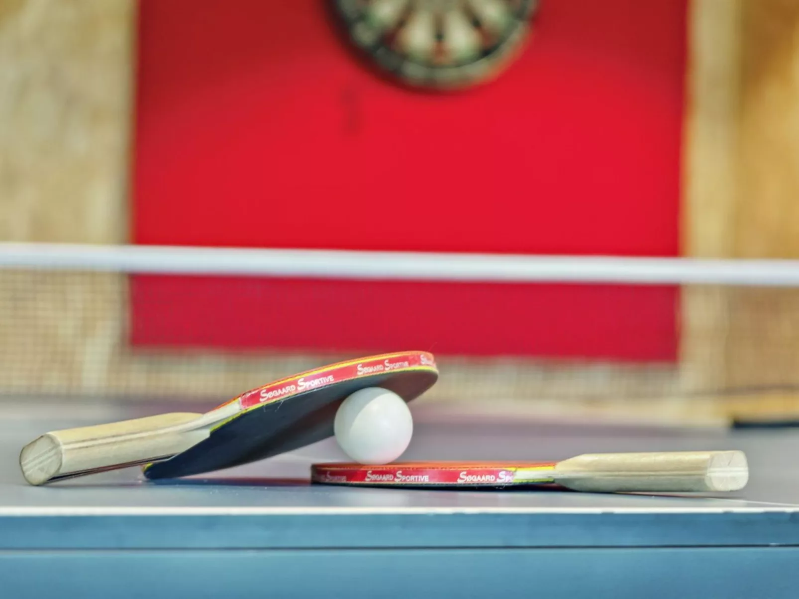 "Ginnie" - 300m from the sea-Binnen