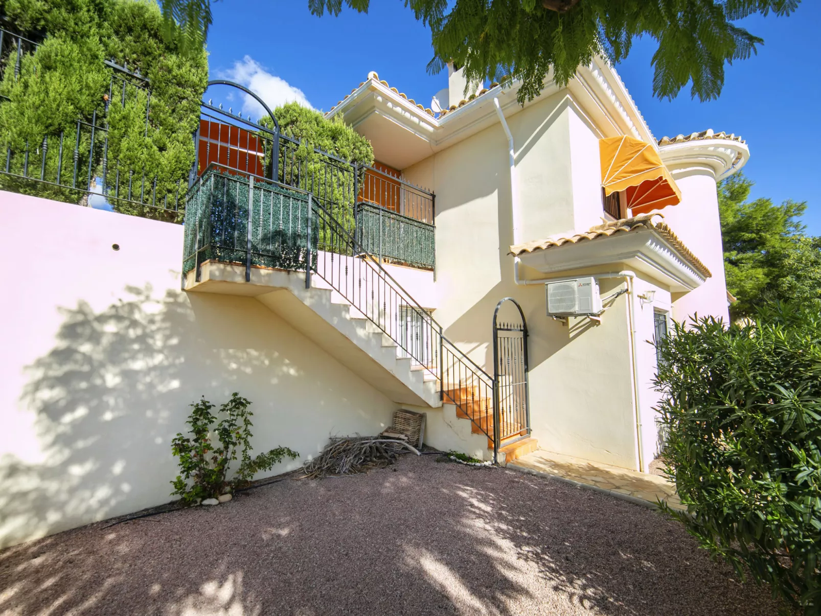 Bonalba Golf, Urb. Los Naranjos-Buiten