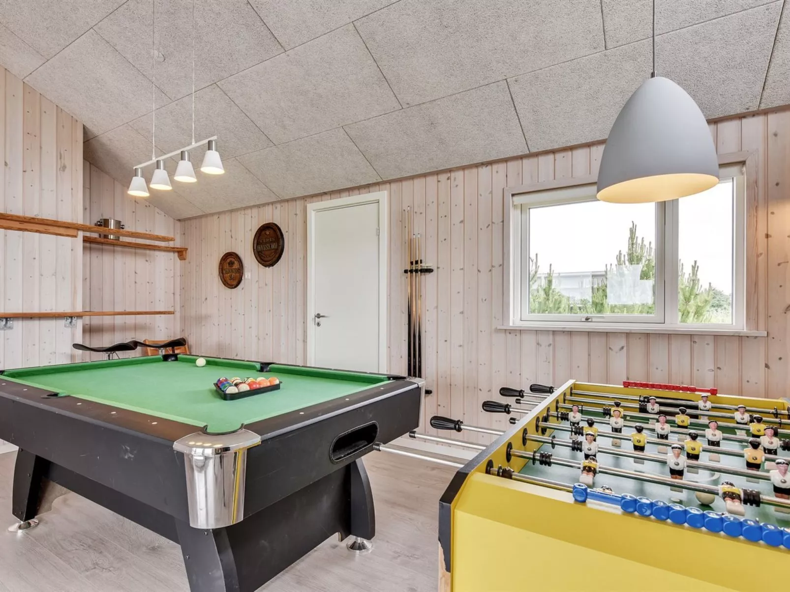 "Luzia" - 1.2km from the sea-Binnen