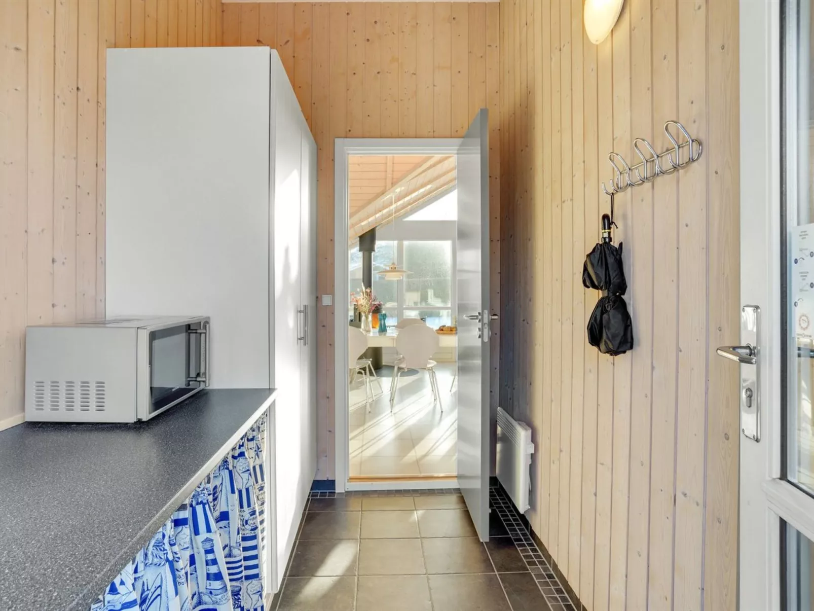 "Gertrud" -  from the sea-Binnen