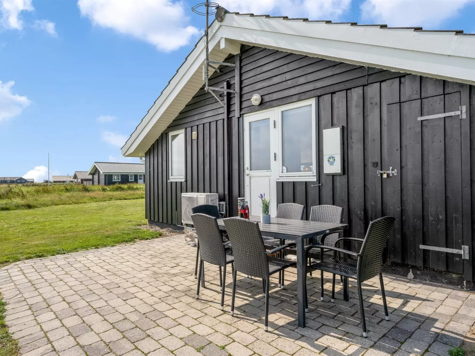 "Eemil" - 700m from the sea-Buiten