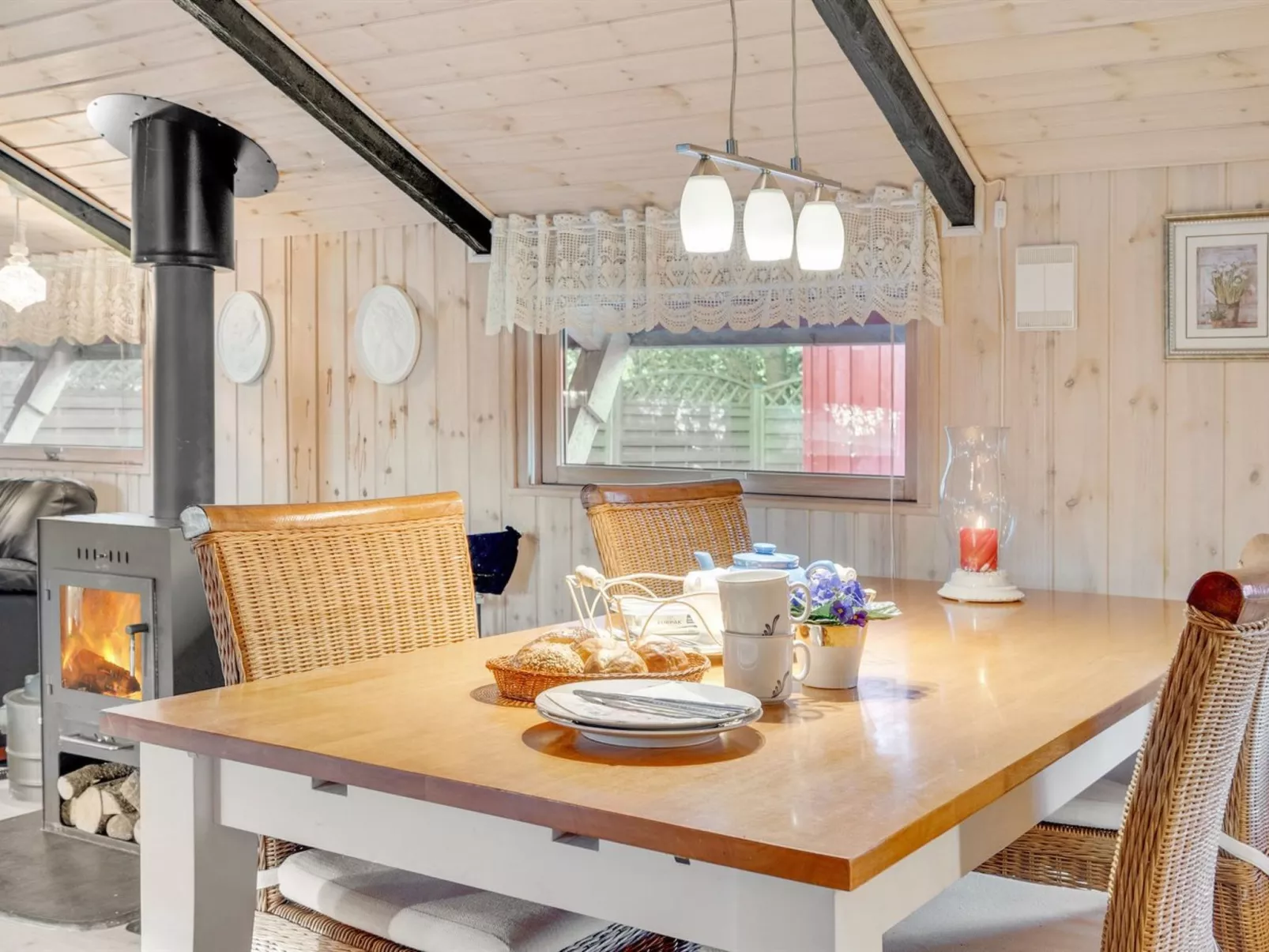 "Feliza" -  from the sea-Binnen