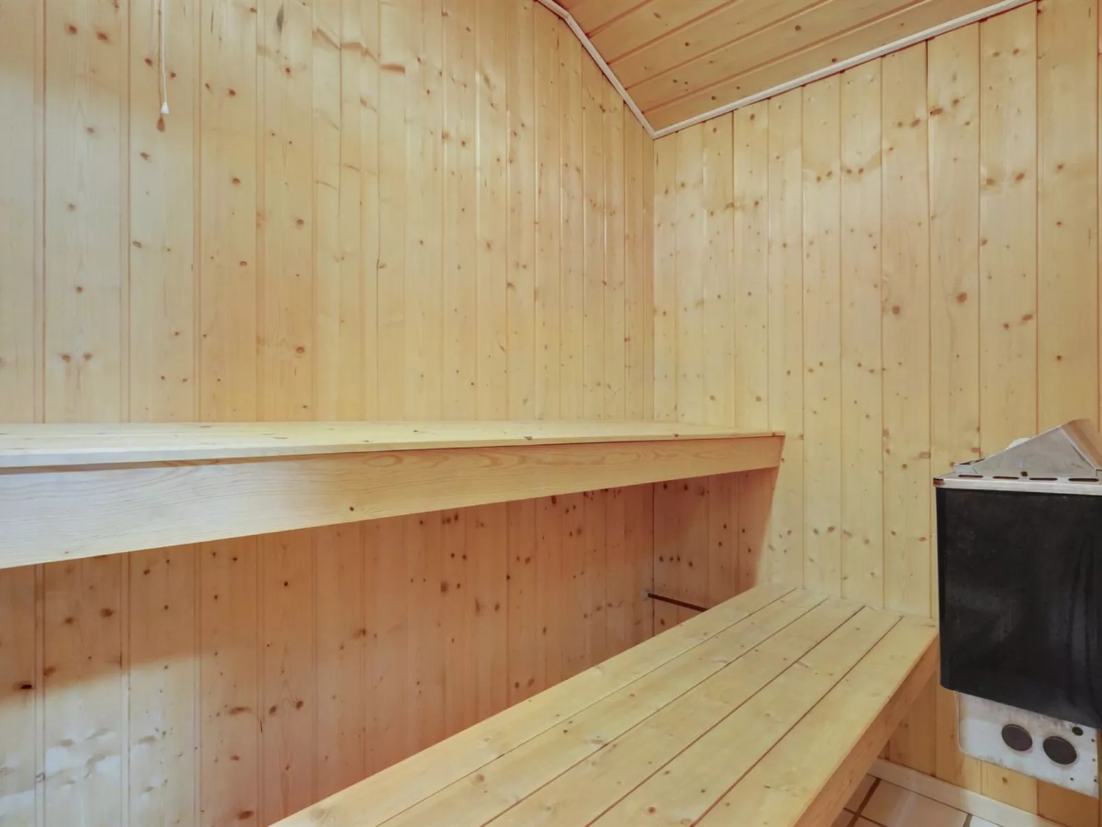 "Bruno" - 200m from the sea-Binnen