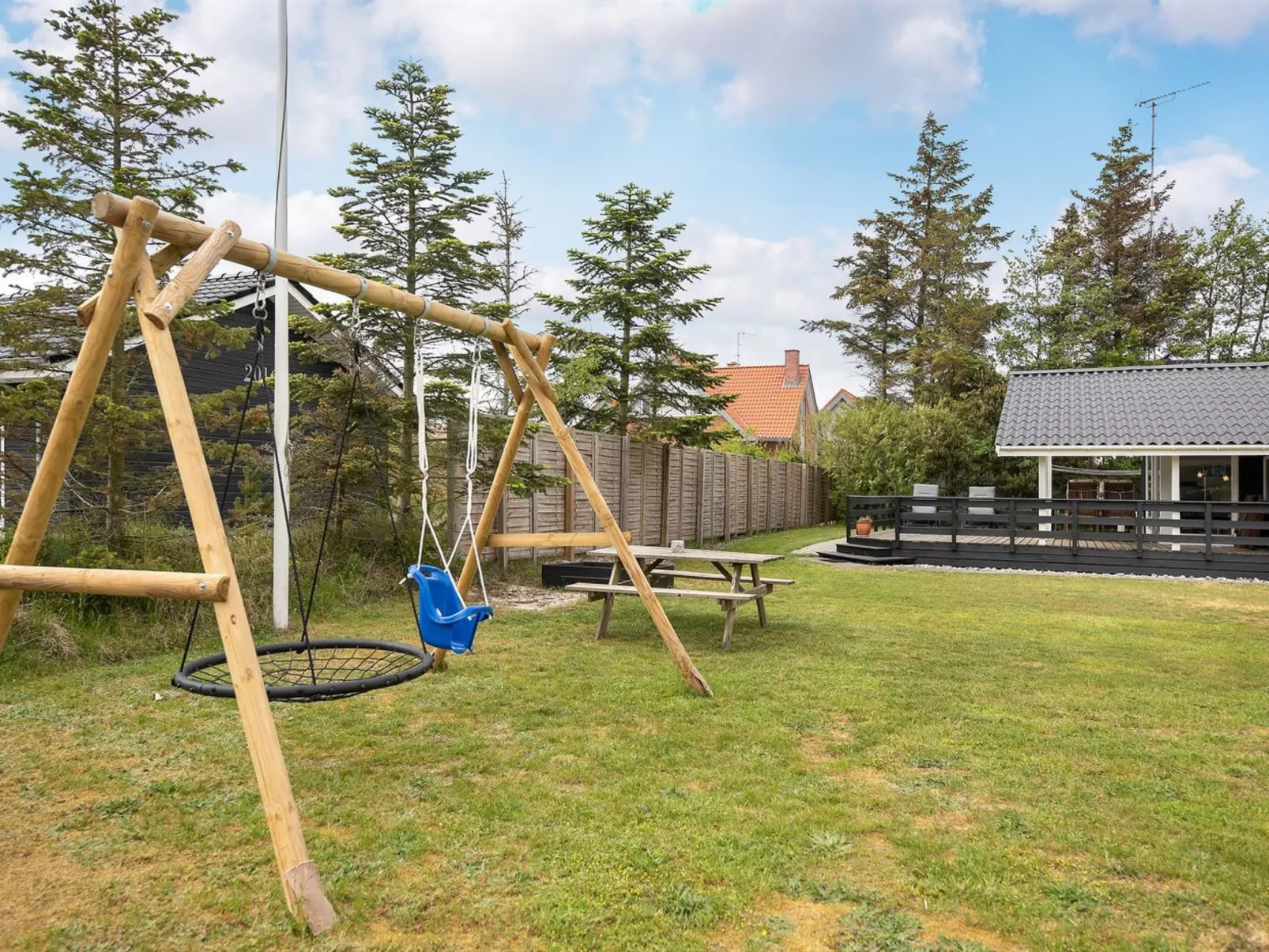 "Hildegarde" - 900m from the sea-Buiten