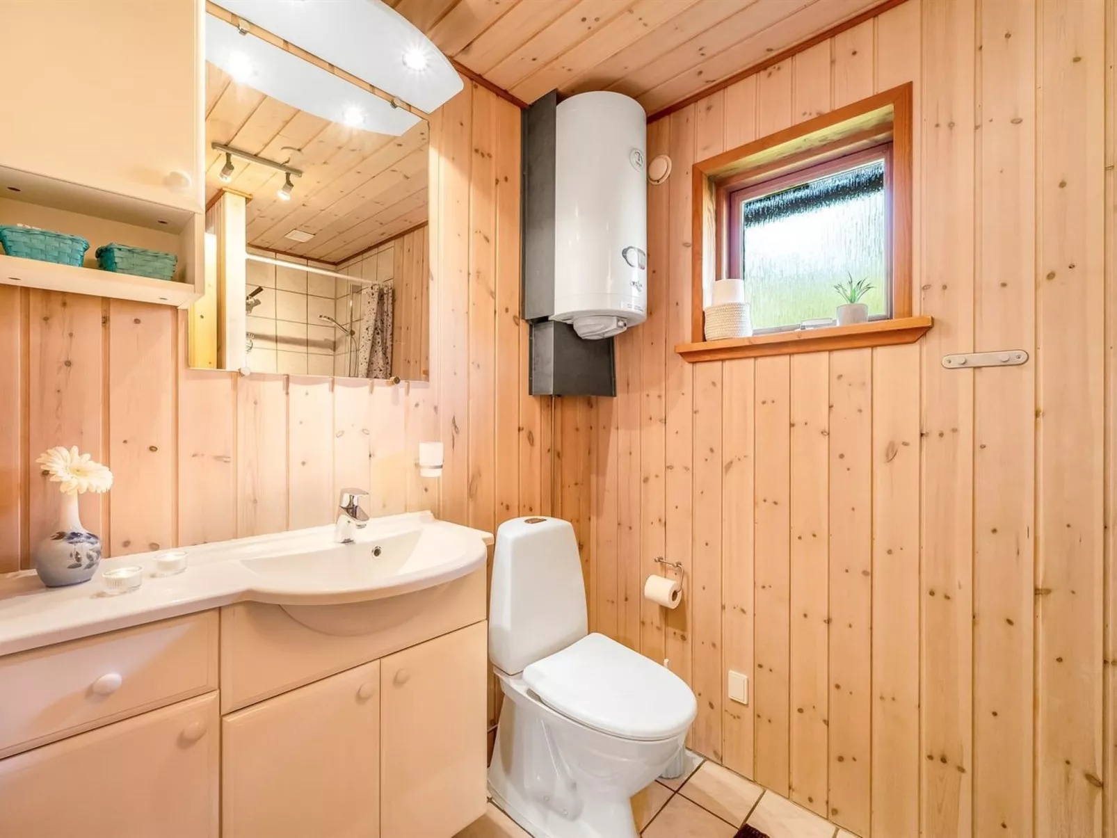 "Engeline" - 300m to the fjord-Binnen