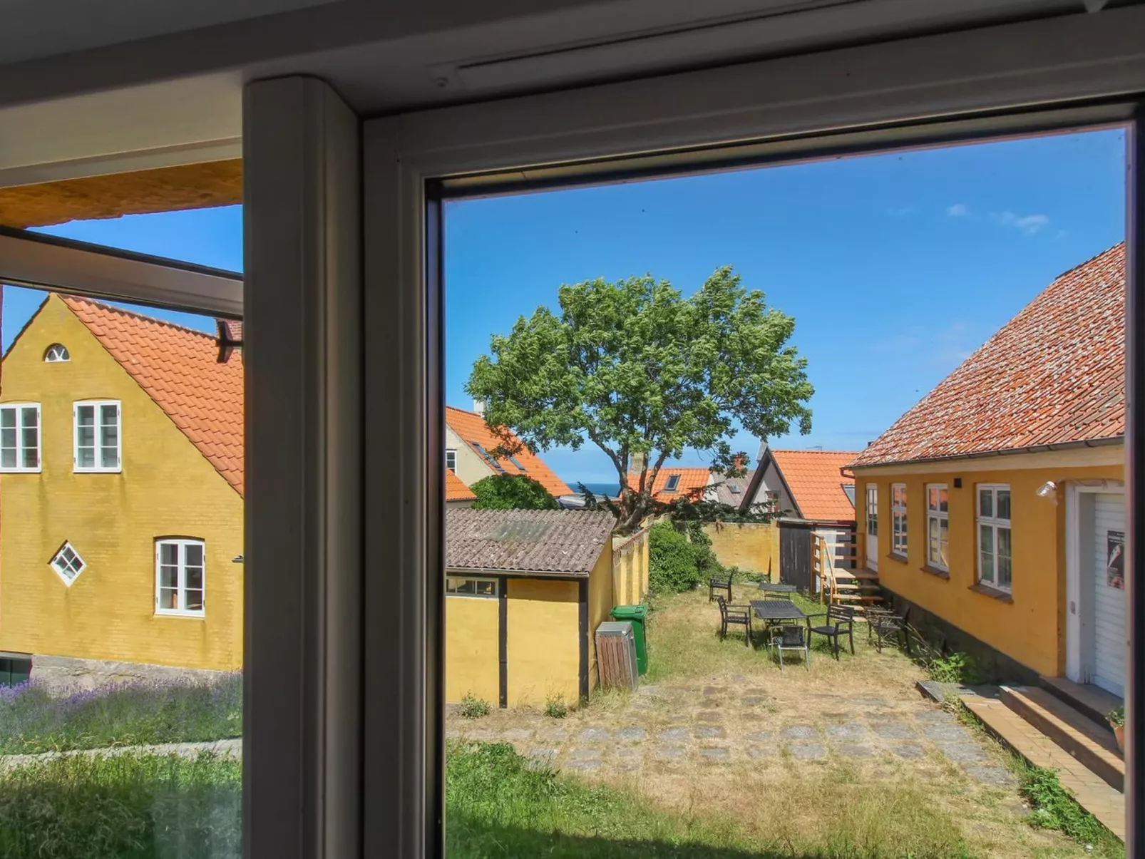 "Thyrne" - 500m from the sea-Buiten