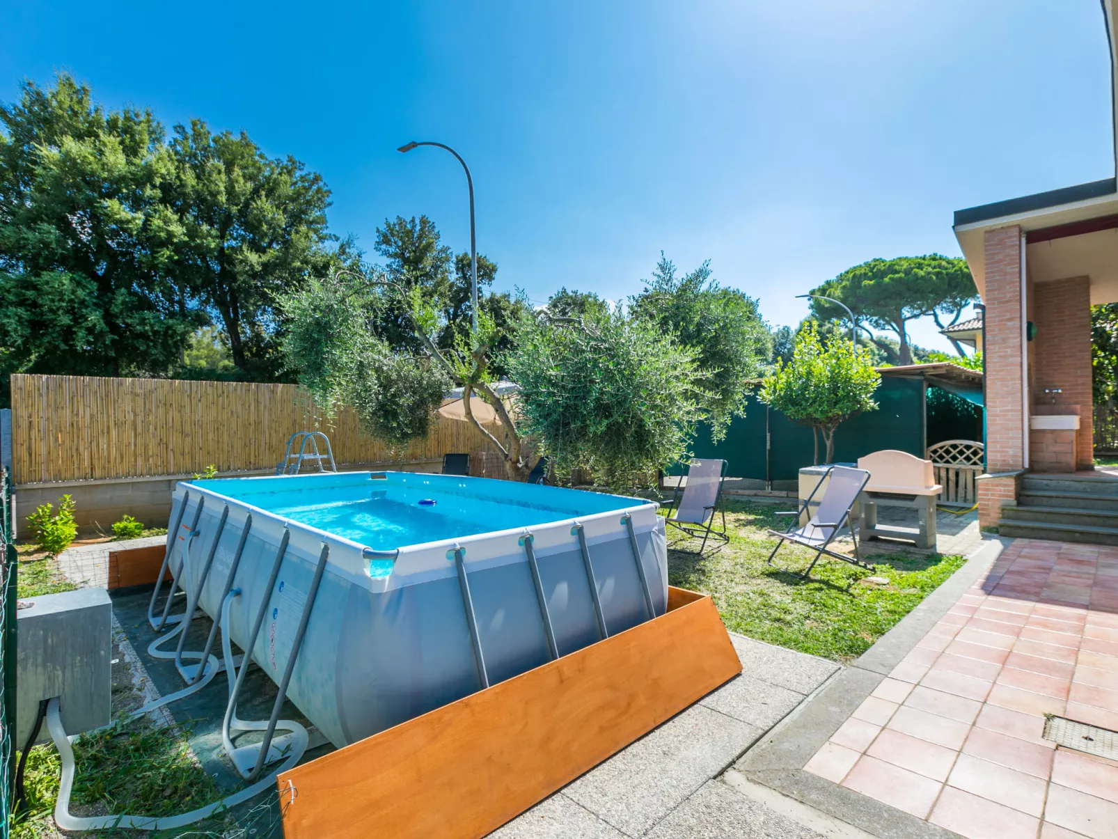 Dream House-Buiten